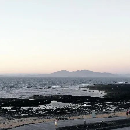 Sun & 9 * Corralejo