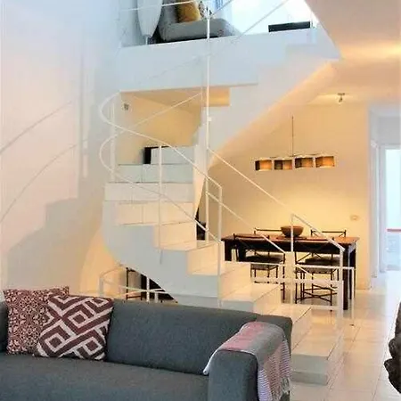 Apartment Breeze View House By The Sea